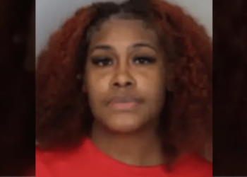 Beautician arrested after posting photos of 5-year-old daughter giving naked women bikini waxes – Law Officer